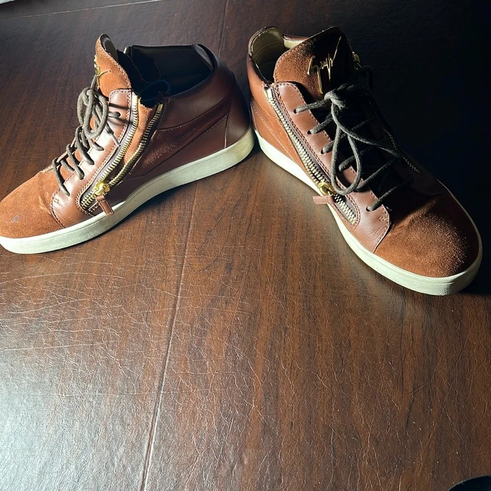 Giuseppe Zanotti brown mens zip / lace boots Great condition; wear shown in pics